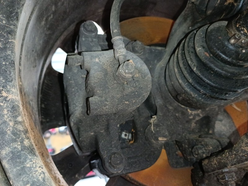 Recambio de pinza freno delantera derecha para kia soul ii (ps) 1.6 crdi 136 referencia OEM IAM   