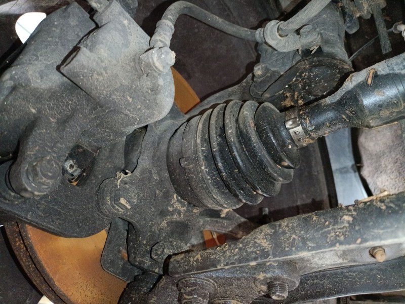 Recambio de mangueta delantera derecha para kia soul ii (ps) 1.6 crdi 136 referencia OEM IAM   