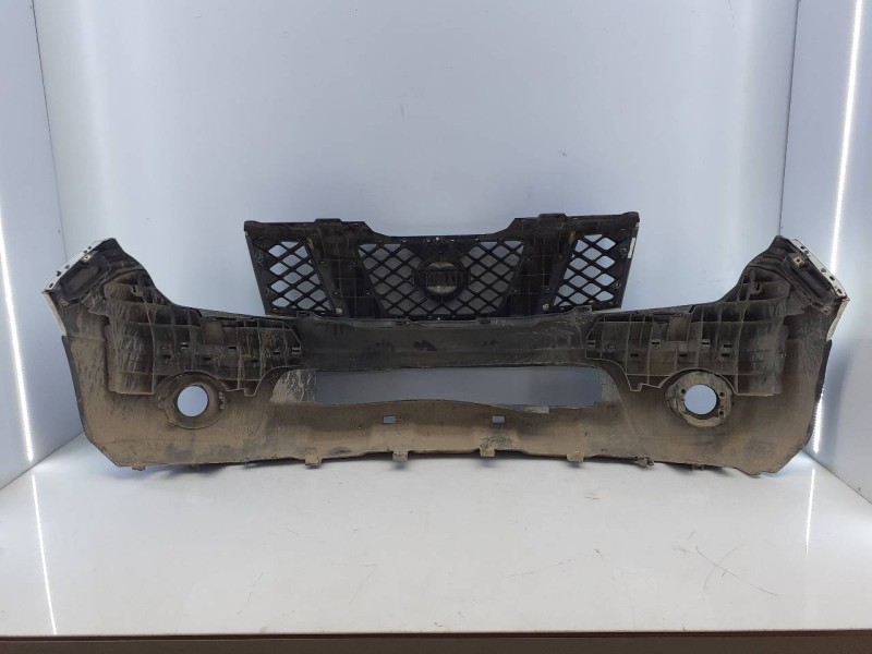 Recambio de paragolpes delantero para nissan navara pick-up (d40m) doble cab le 4x4 referencia OEM IAM   E5-B3-13