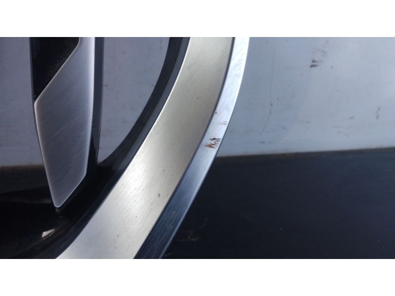 Recambio de rejilla delantera para bmw x1 (u11) sdrive 20 i mild-hybrid referencia OEM IAM   