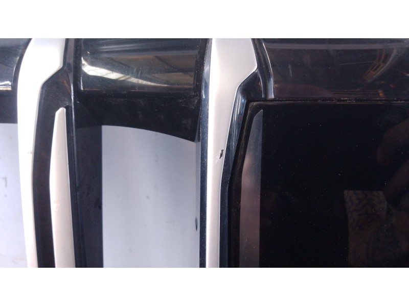 Recambio de rejilla delantera para bmw x1 (u11) sdrive 20 i mild-hybrid referencia OEM IAM   