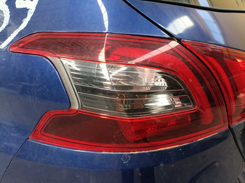 Recambio de piloto trasero izquierdo para peugeot 308 ii (lb_, lp_, lw_, lh_, l3_) 1.2 thp 130 referencia OEM IAM   