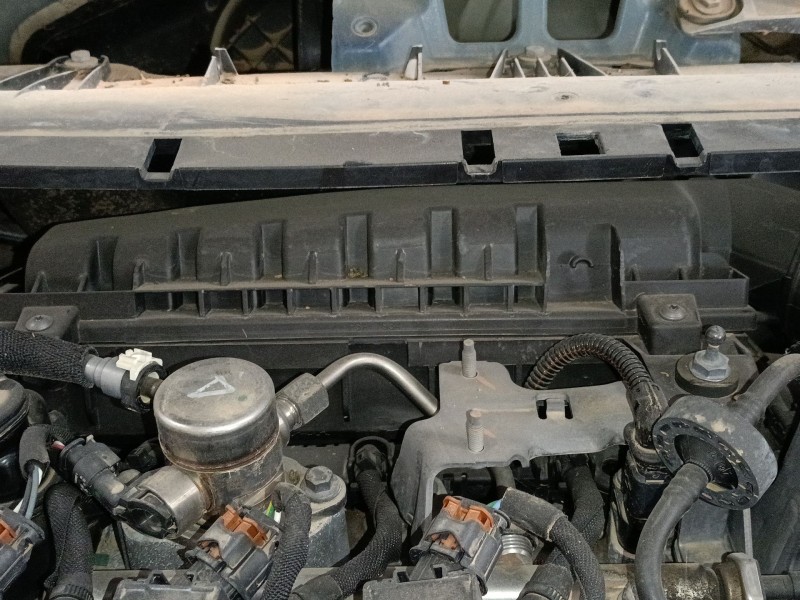 Recambio de filtro aire para peugeot 308 ii (lb_, lp_, lw_, lh_, l3_) 1.2 thp 130 referencia OEM IAM   