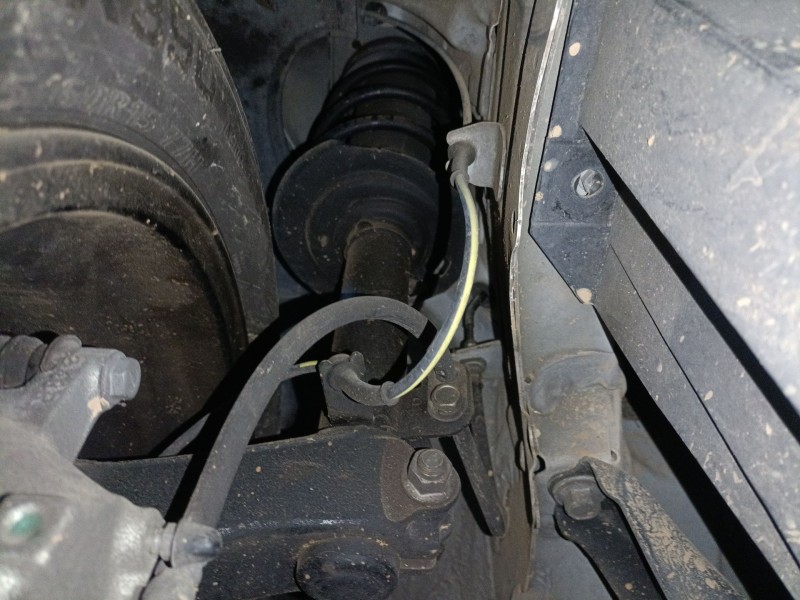 Recambio de amortiguador delantero derecho para toyota aygo (_b4_) 1.0 (kgb40) referencia OEM IAM   