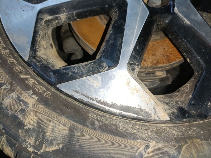 Recambio de llanta para toyota aygo (_b4_) 1.0 (kgb40) referencia OEM IAM 165/60/15  