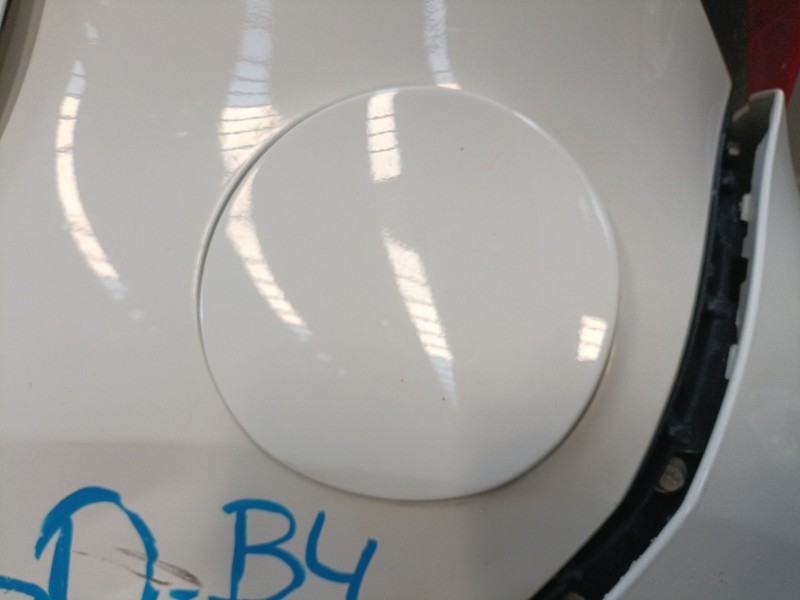 Recambio de tapa exterior combustible para toyota aygo (_b4_) 1.0 (kgb40) referencia OEM IAM   