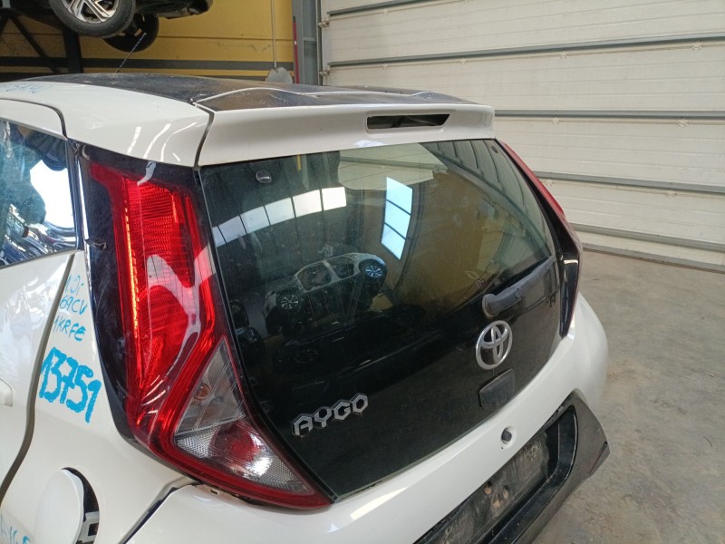 Recambio de porton trasero para toyota aygo (_b4_) 1.0 (kgb40) referencia OEM IAM   