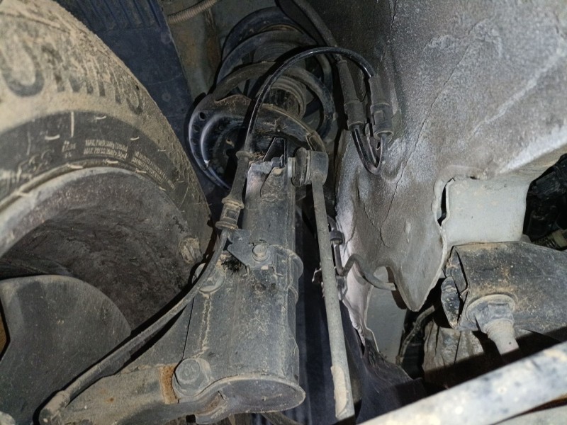 Recambio de amortiguador delantero izquierdo para hyundai i20 ii (gb, ib) 1.4 crdi referencia OEM IAM   