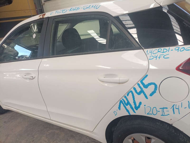 Recambio de puerta trasera izquierda para hyundai i20 ii (gb, ib) 1.4 crdi referencia OEM IAM   