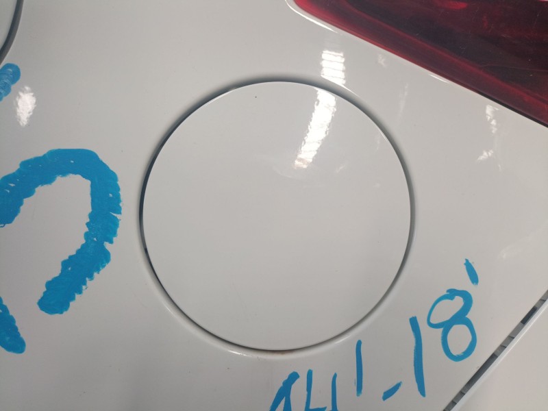 Recambio de tapa exterior combustible para hyundai i20 ii (gb, ib) 1.4 crdi referencia OEM IAM   