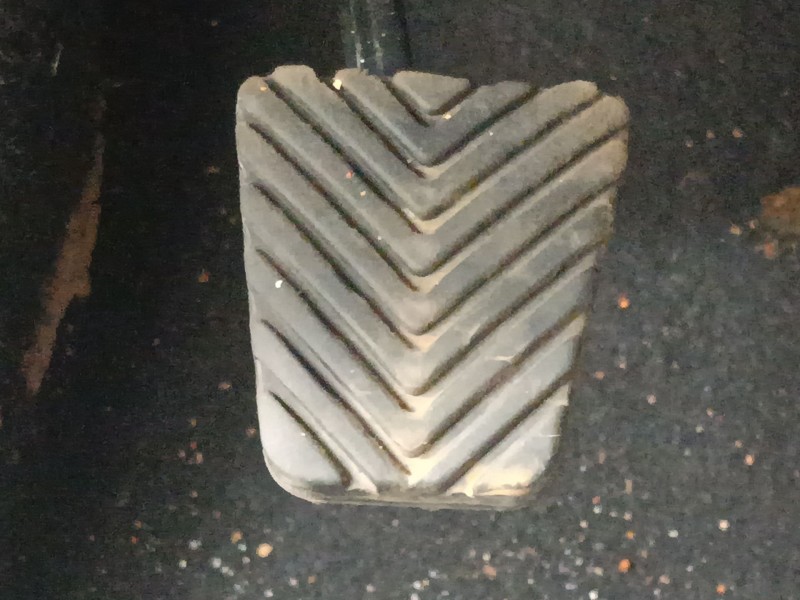 Recambio de pedal embrague para hyundai i20 ii (gb, ib) 1.4 crdi referencia OEM IAM   