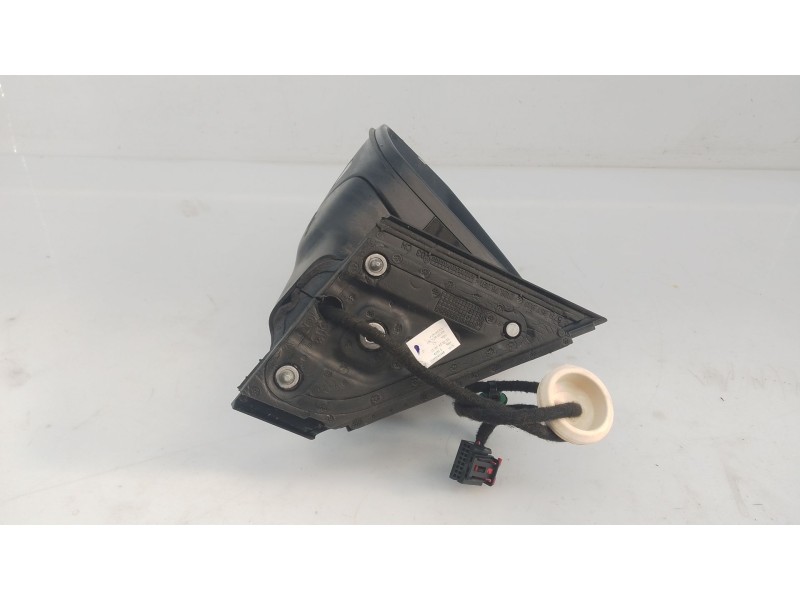 Recambio de retrovisor izquierdo electrico para skoda karoq 2.0 tdi nu7 referencia OEM IAM   