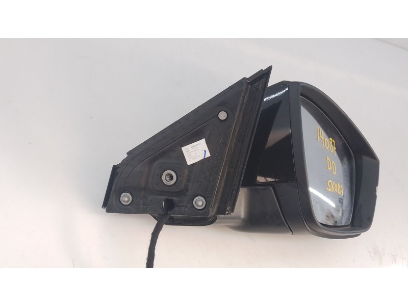 Recambio de retrovisor derecho electrico para skoda karoq 2.0 tdi nu7 referencia OEM IAM   