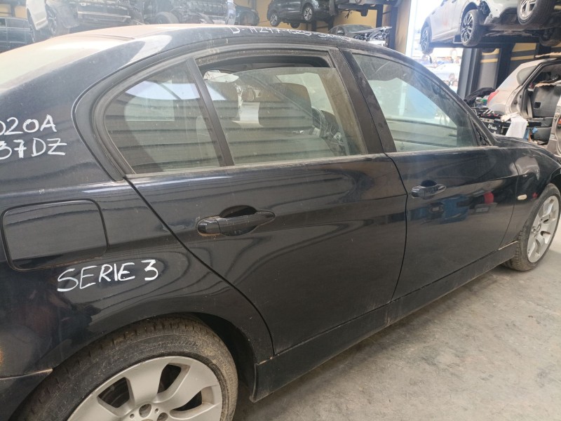Recambio de puerta trasera derecha para bmw 3 (e90) 320 d referencia OEM IAM   