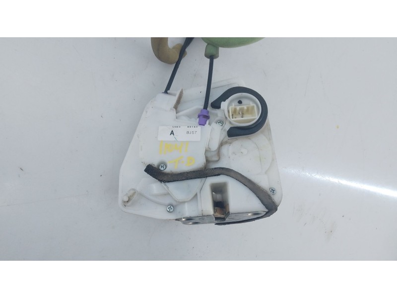 Recambio de cerradura puerta trasera derecha para mazda 3 lim. () evolution referencia OEM IAM   