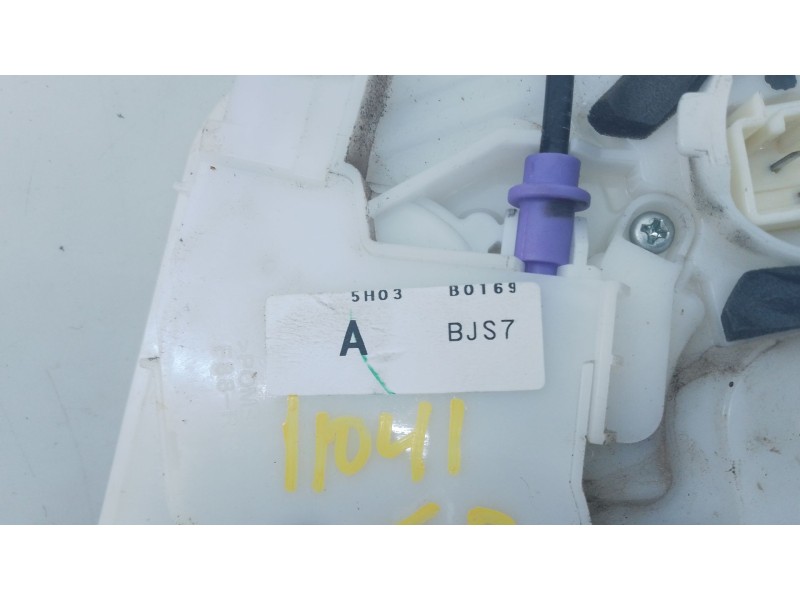 Recambio de cerradura puerta trasera derecha para mazda 3 lim. () evolution referencia OEM IAM   