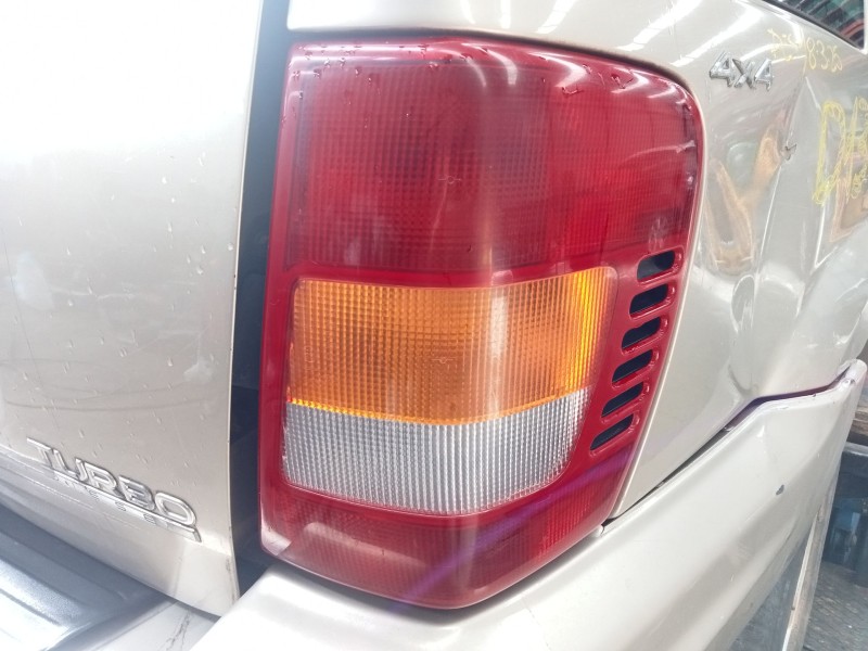 Recambio de piloto trasero derecho para jeep grand cherokee ii (wj, wg) 3.1 td 4x4 referencia OEM IAM   