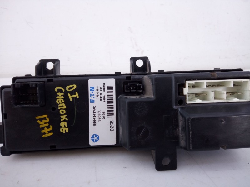 Recambio de mando elevalunas delantero izquierdo para jeep grand cherokee ii (wj, wg) 3.1 td 4x4 referencia OEM IAM 56042497AC 3