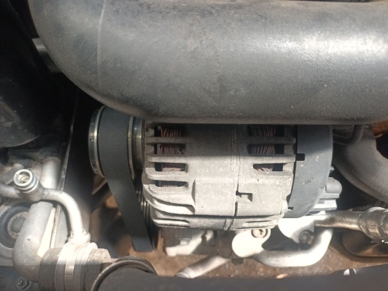 Recambio de alternador para volkswagen touran (1t1, 1t2) 1.9 tdi referencia OEM IAM   
