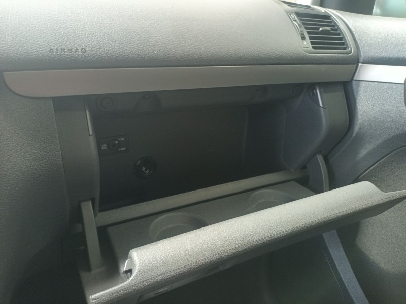 Recambio de guantera para volkswagen touran (1t1, 1t2) 1.9 tdi referencia OEM IAM   