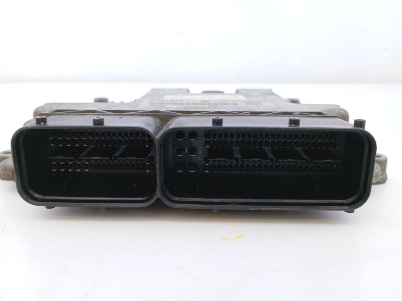 Recambio de centralita motor uce para hyundai i30 (fd) 1.6 crdi referencia OEM IAM 391142A412 0281017213 E3-A3-40-3