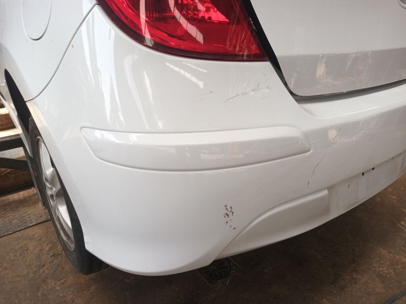 Recambio de paragolpes trasero para hyundai i30 (fd) 1.6 crdi referencia OEM IAM   