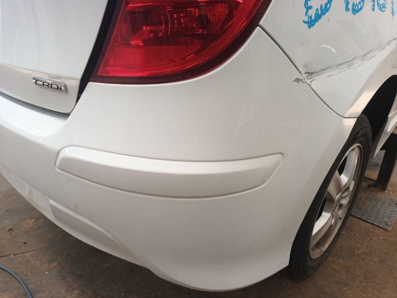 Recambio de paragolpes trasero para hyundai i30 (fd) 1.6 crdi referencia OEM IAM   