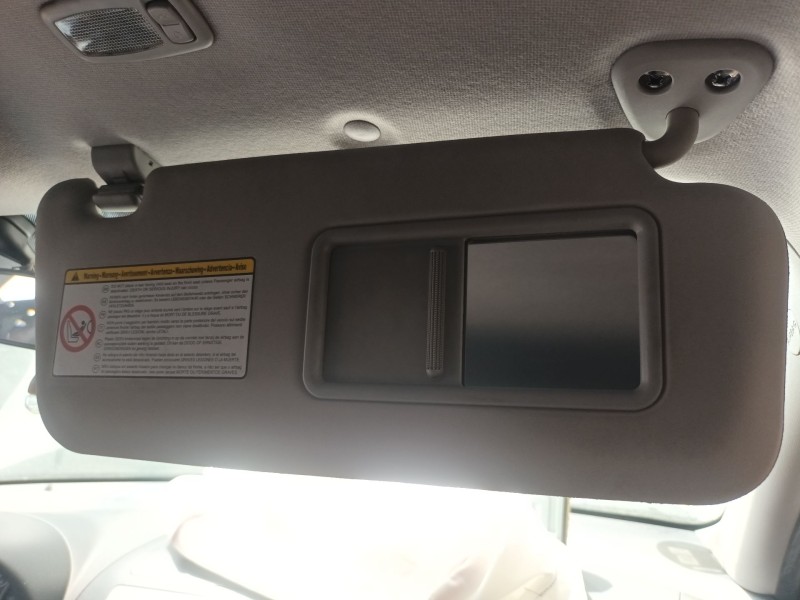 Recambio de parasol derecho para hyundai i30 (fd) 1.6 crdi referencia OEM IAM   