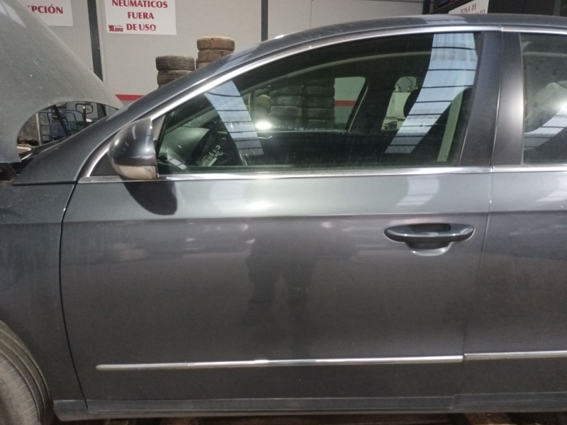 Recambio de puerta delantera izquierda para volkswagen passat b6 (3c2) 2.0 tdi referencia OEM IAM   