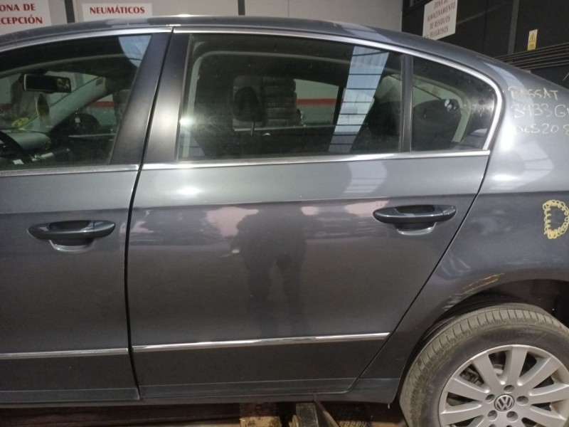 Recambio de puerta trasera izquierda para volkswagen passat b6 (3c2) 2.0 tdi referencia OEM IAM   