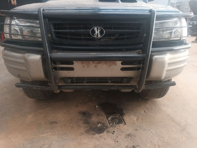 Recambio de paragolpes delantero para galloper galloper 2.5 td (kne1cp) referencia OEM IAM   