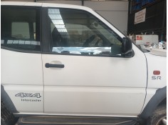 Recambio de puerta delantera derecha para nissan terrano ii (r20) 2.7 tdi 4wd referencia OEM IAM   