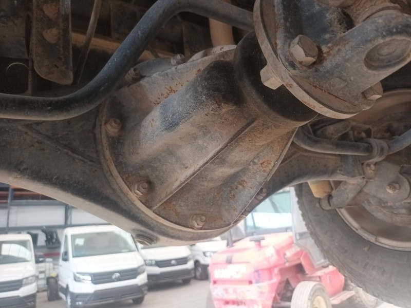 Recambio de diferencial trasero para nissan terrano ii (r20) 2.7 tdi 4wd referencia OEM IAM   