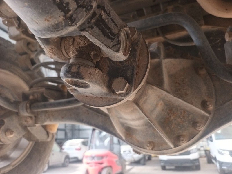 Recambio de diferencial trasero para nissan terrano ii (r20) 2.7 tdi 4wd referencia OEM IAM   