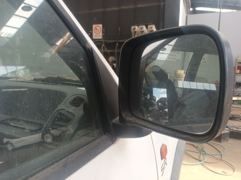 Recambio de retrovisor derecho electrico para nissan terrano ii (r20) 2.7 tdi 4wd referencia OEM IAM   