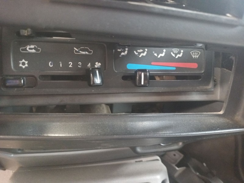 Recambio de mando calefaccion / aire acondicionado para nissan terrano ii (r20) 2.7 tdi 4wd referencia OEM IAM   
