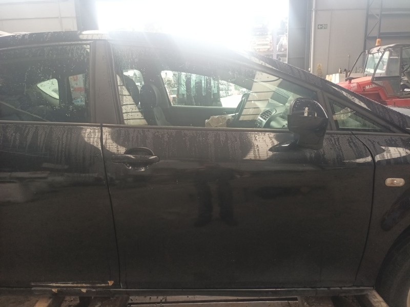 Recambio de puerta delantera derecha para seat leon (1p1) 1.9 tdi referencia OEM IAM   