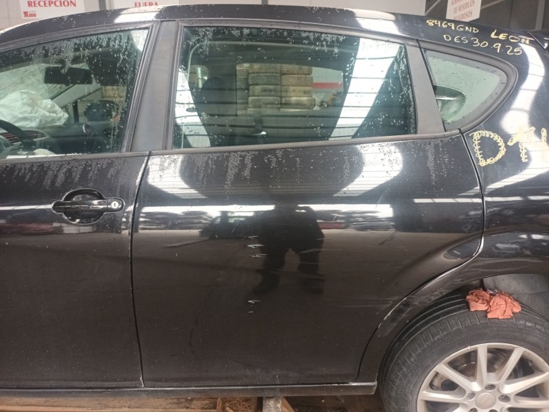 Recambio de puerta trasera izquierda para seat leon (1p1) 1.9 tdi referencia OEM IAM   