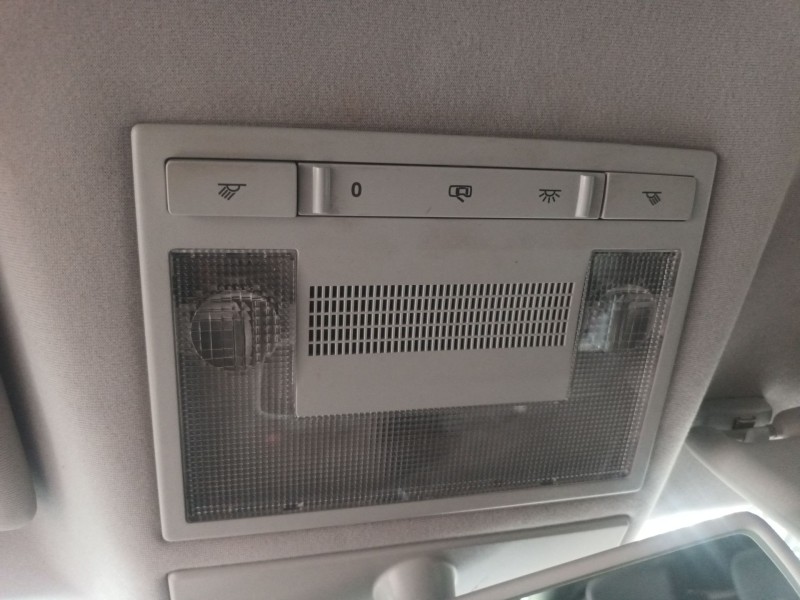 Recambio de luz interior para seat leon (1p1) 1.9 tdi referencia OEM IAM   
