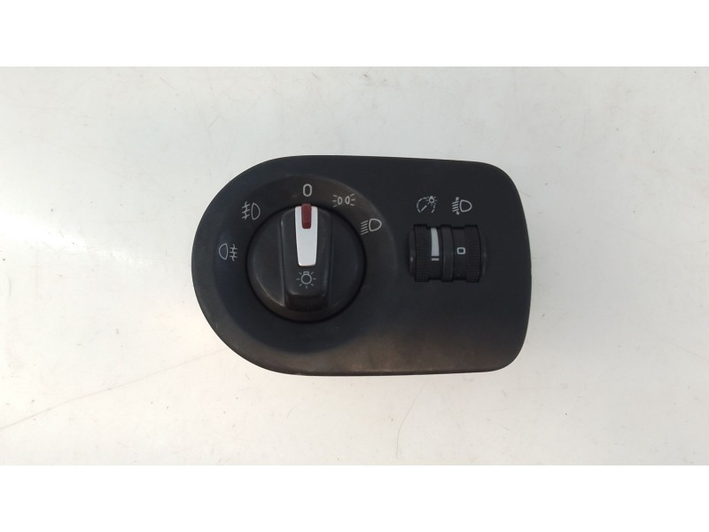 Recambio de mando luces para seat leon (1p1) 1.9 tdi referencia OEM IAM 5P0919094A  E2-A1-3-8