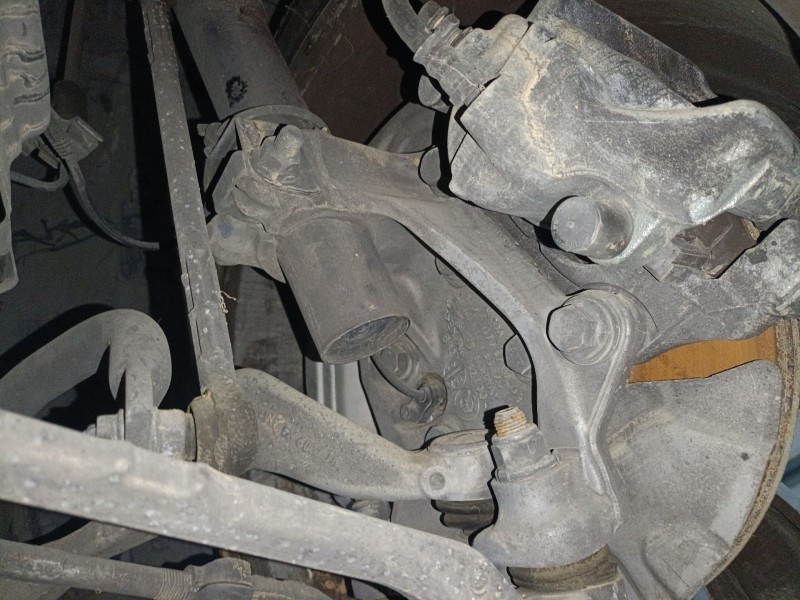 Recambio de mangueta delantera derecha para bmw 3 (e90) 320 d referencia OEM IAM   