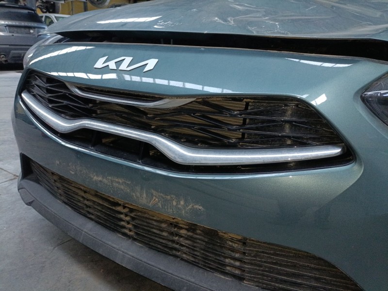 Recambio de rejilla delantera para kia ceed (cd) 1.0 t-gdi referencia OEM IAM   