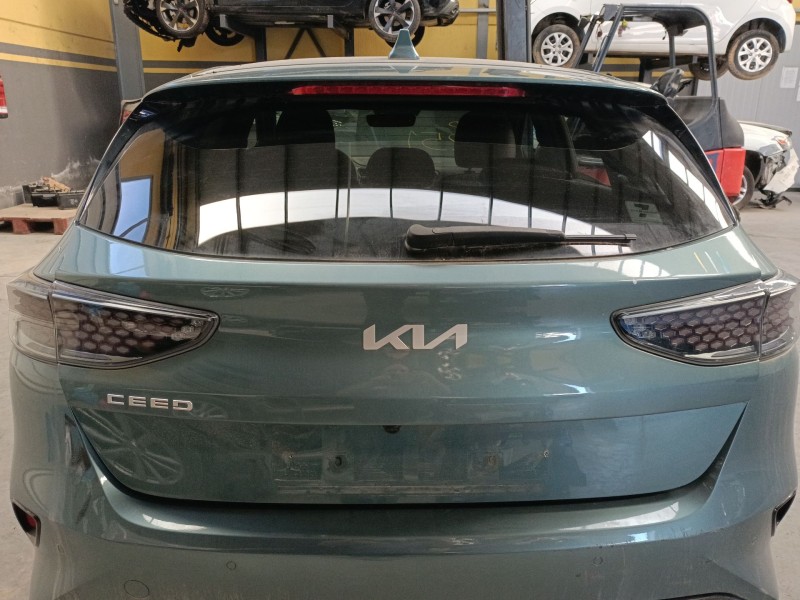 Recambio de porton trasero para kia ceed (cd) 1.0 t-gdi referencia OEM IAM   