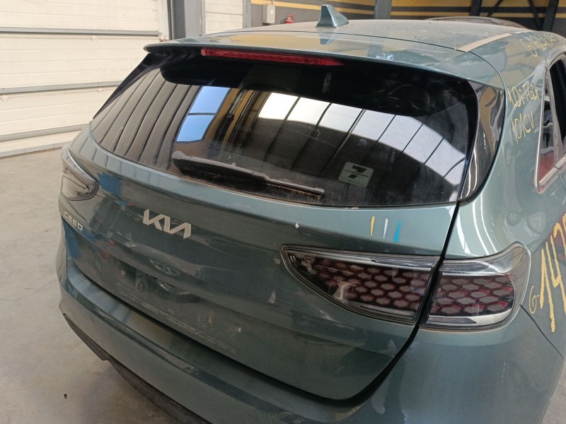 Recambio de porton trasero para kia ceed (cd) 1.0 t-gdi referencia OEM IAM   