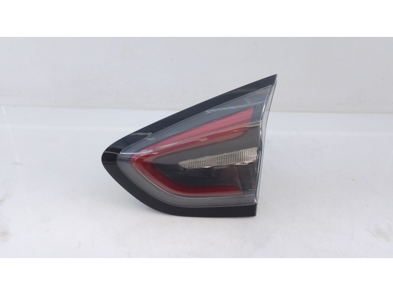 Recambio de piloto trasero derecho porton para ford puma (j2k, cf7) 1.0 ecoboost mhev referencia OEM IAM   