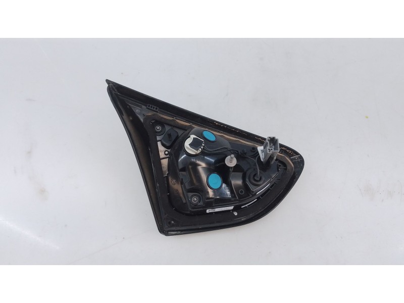 Recambio de piloto trasero derecho porton para ford puma (j2k, cf7) 1.0 ecoboost mhev referencia OEM IAM   