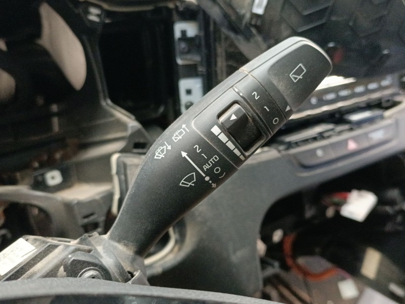 Recambio de mando limpia para kia ceed (cd) 1.0 t-gdi referencia OEM IAM   