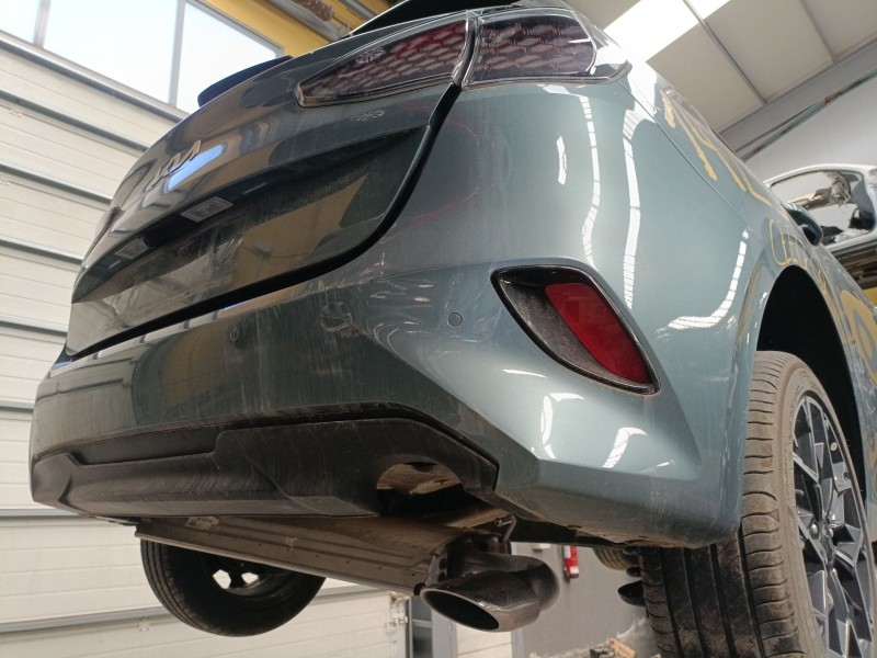 Recambio de paragolpes trasero para kia ceed (cd) 1.0 t-gdi referencia OEM IAM   