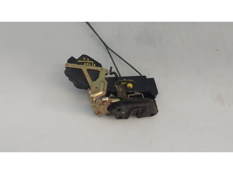Recambio de cerradura puerta trasera izquierda para hyundai terracan (hp) 2.9 crdi cat referencia OEM IAM   