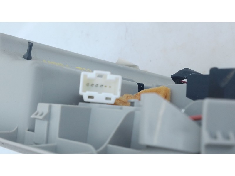 Recambio de luz interior para nissan x-trail (t32) acenta referencia OEM IAM   